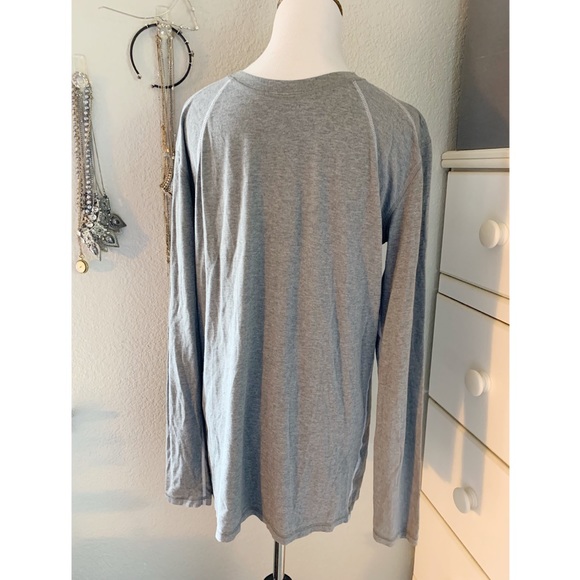 cariLoha Other - CariLoha Grey Long Sleeve Bamboo Shirt